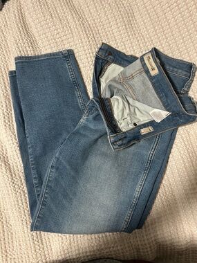 Madewell women's Medium Blue Straight Jeans
